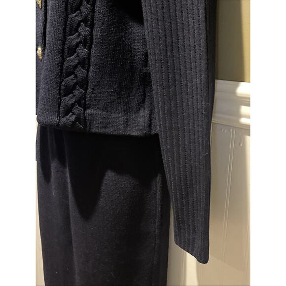 Vtg St John 2pc Skirt Suit Navy Braided Knit, Gold Button Front Jacket Size 0/2 - Picture 7 of 16